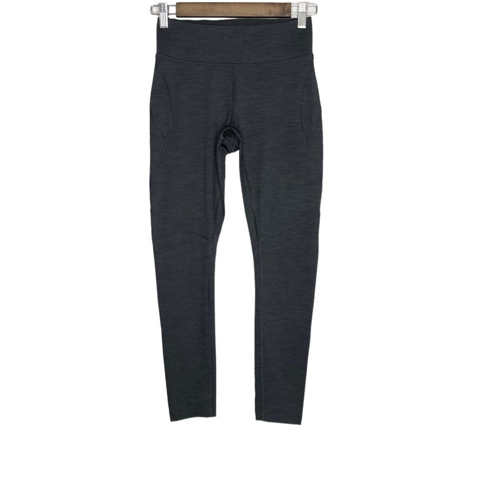 Outdoor Voices Space Dye TechSweat Core 3/4 Leggings Size Small Gray/Black